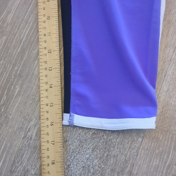NWOT Lululemon Leggings Women's Size 8 Purple Cropped Ignite Athletic Yoga - Picture 6 of 7